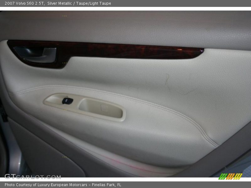 Silver Metallic / Taupe/Light Taupe 2007 Volvo S60 2.5T