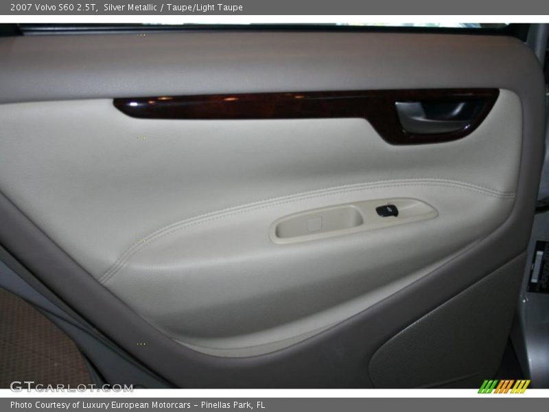 Silver Metallic / Taupe/Light Taupe 2007 Volvo S60 2.5T