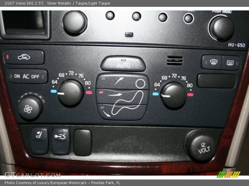 Silver Metallic / Taupe/Light Taupe 2007 Volvo S60 2.5T