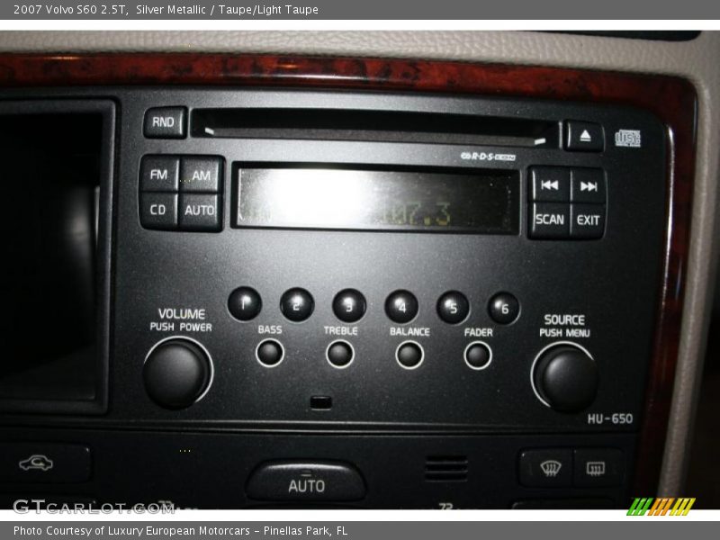 Silver Metallic / Taupe/Light Taupe 2007 Volvo S60 2.5T