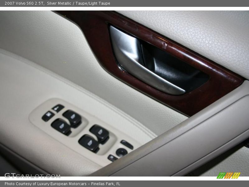 Silver Metallic / Taupe/Light Taupe 2007 Volvo S60 2.5T