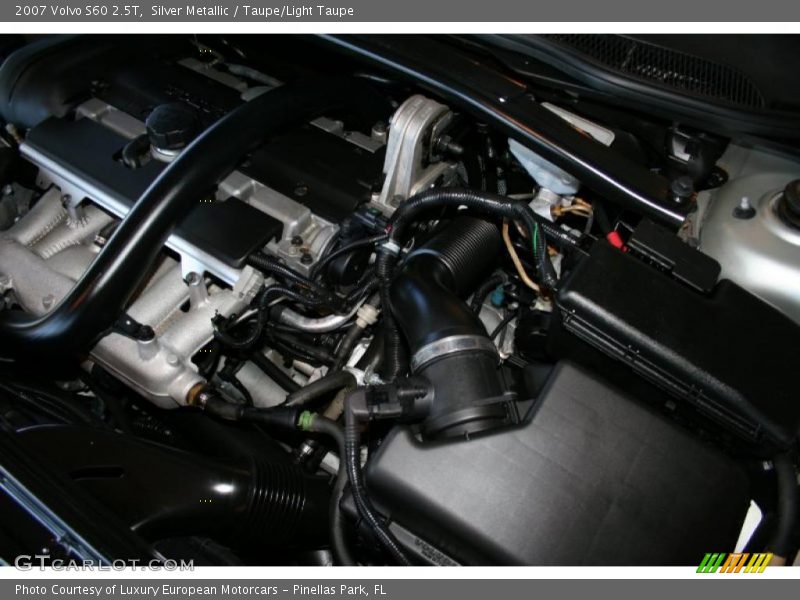 Silver Metallic / Taupe/Light Taupe 2007 Volvo S60 2.5T