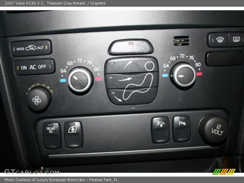 Titanium Gray Metallic / Graphite 2007 Volvo XC90 3.2