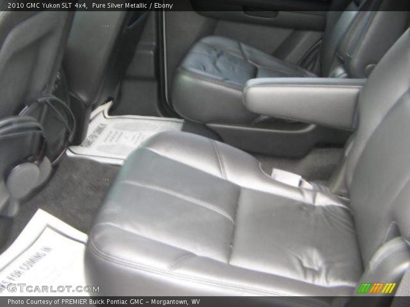 Pure Silver Metallic / Ebony 2010 GMC Yukon SLT 4x4