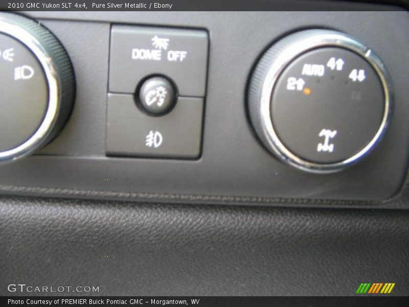 Pure Silver Metallic / Ebony 2010 GMC Yukon SLT 4x4
