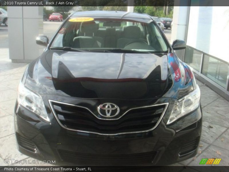 Black / Ash Gray 2010 Toyota Camry LE