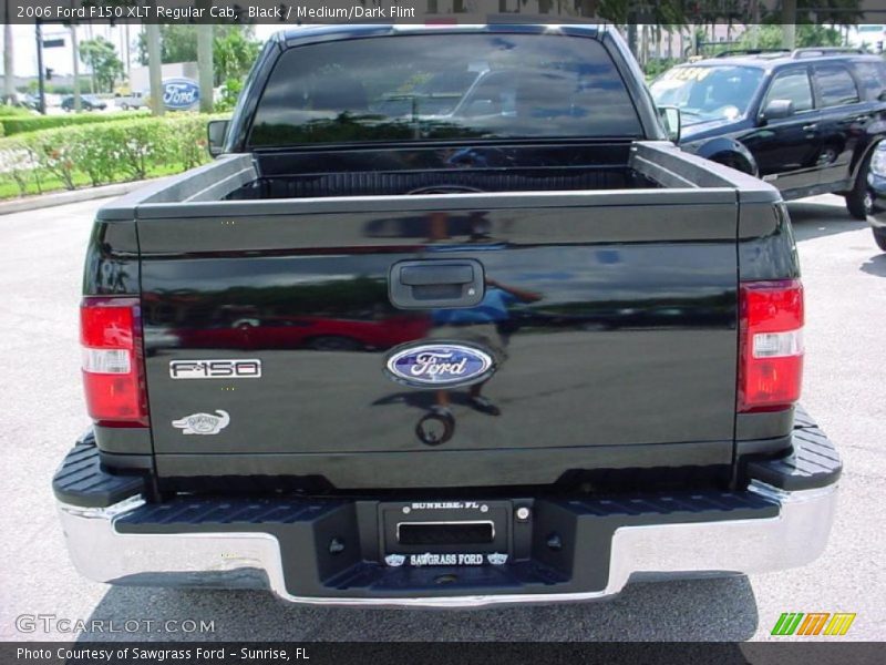 Black / Medium/Dark Flint 2006 Ford F150 XLT Regular Cab