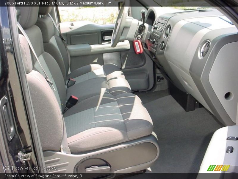 Black / Medium/Dark Flint 2006 Ford F150 XLT Regular Cab
