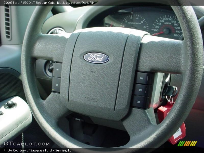 Black / Medium/Dark Flint 2006 Ford F150 XLT Regular Cab