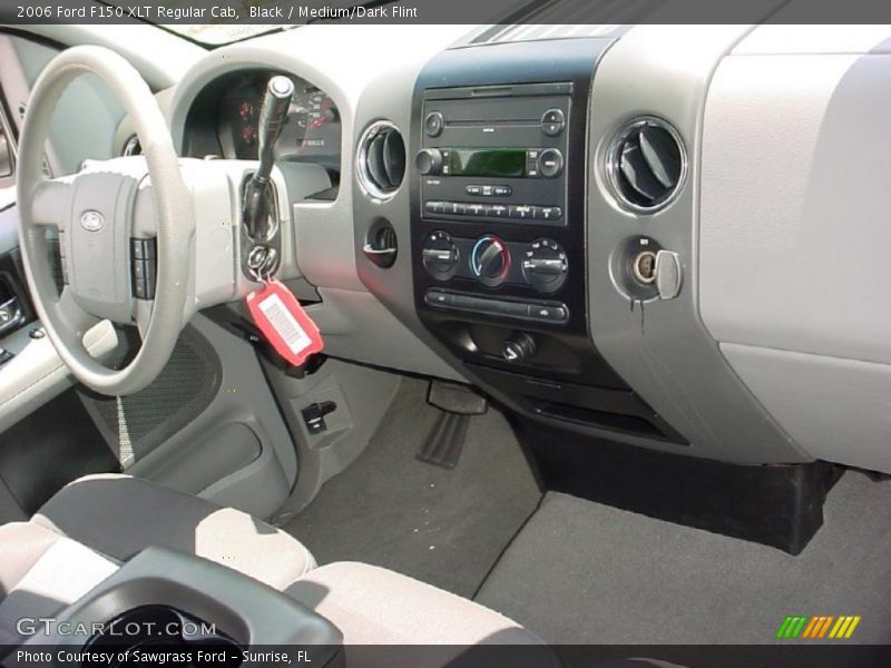 Black / Medium/Dark Flint 2006 Ford F150 XLT Regular Cab