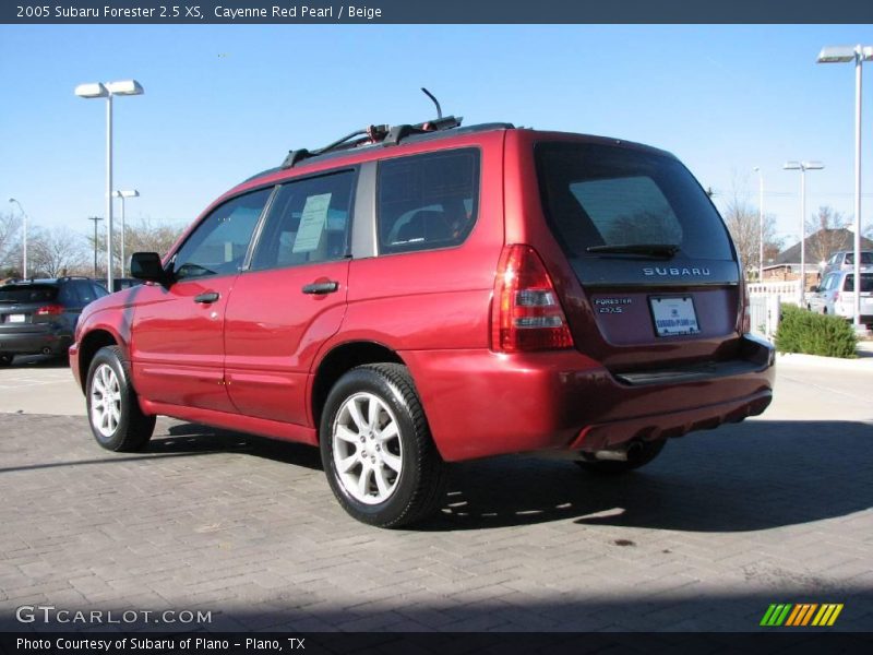 Cayenne Red Pearl / Beige 2005 Subaru Forester 2.5 XS
