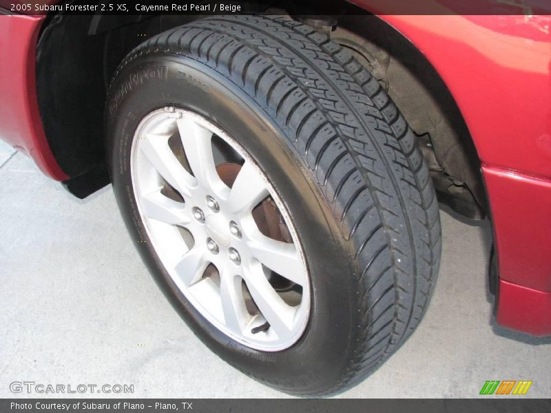 Cayenne Red Pearl / Beige 2005 Subaru Forester 2.5 XS