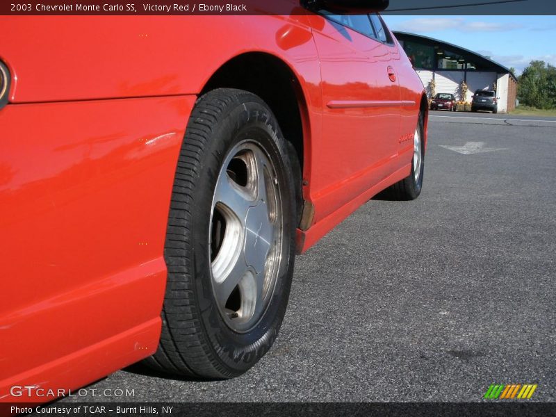 Victory Red / Ebony Black 2003 Chevrolet Monte Carlo SS