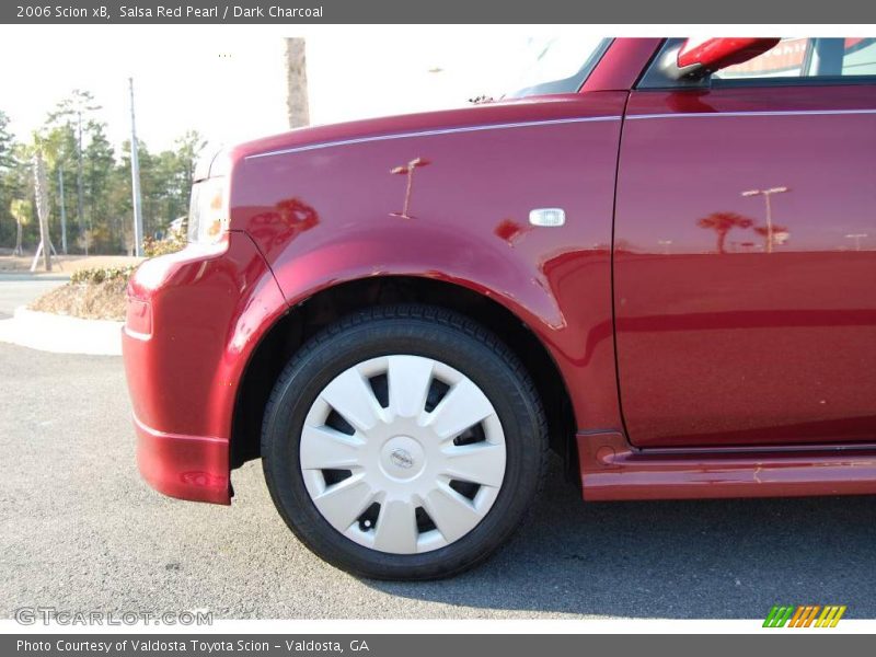 Salsa Red Pearl / Dark Charcoal 2006 Scion xB