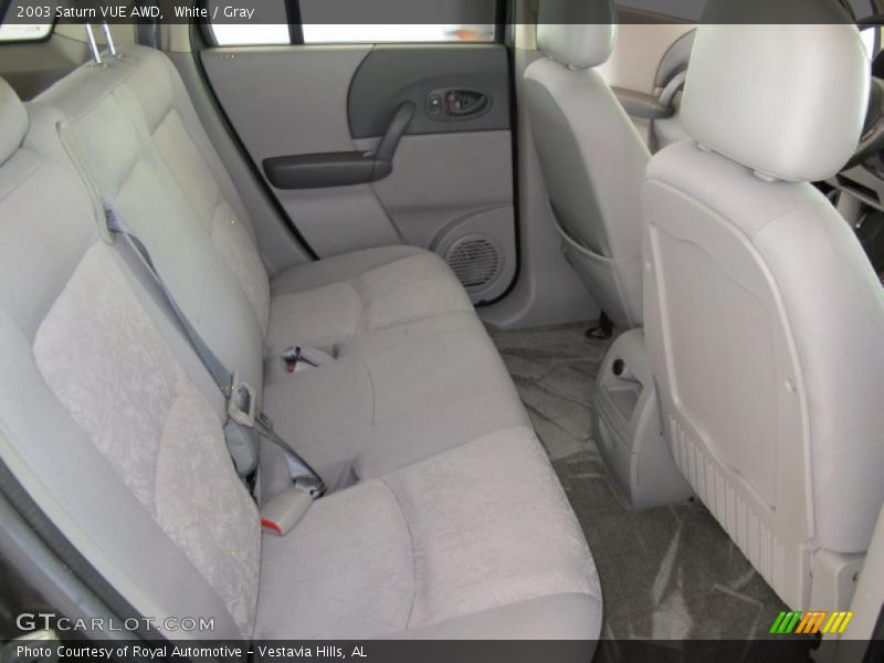 White / Gray 2003 Saturn VUE AWD