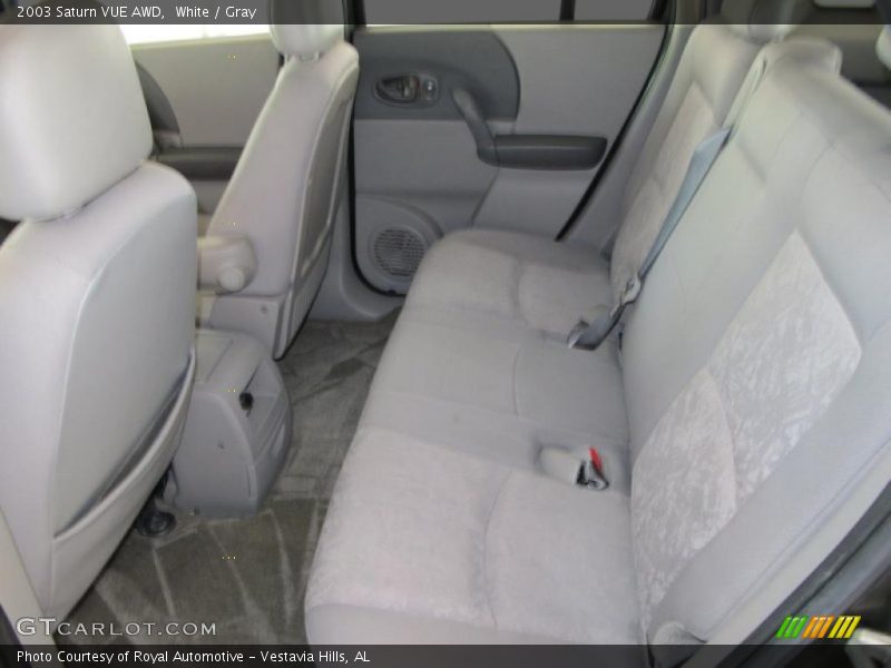 White / Gray 2003 Saturn VUE AWD