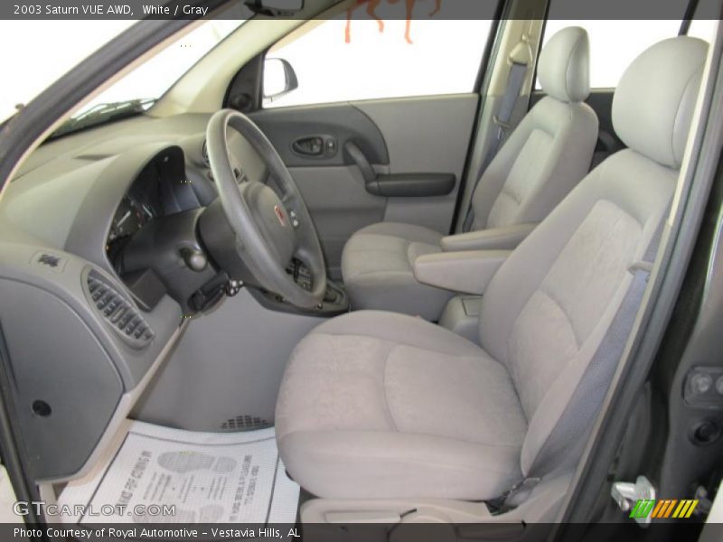 White / Gray 2003 Saturn VUE AWD