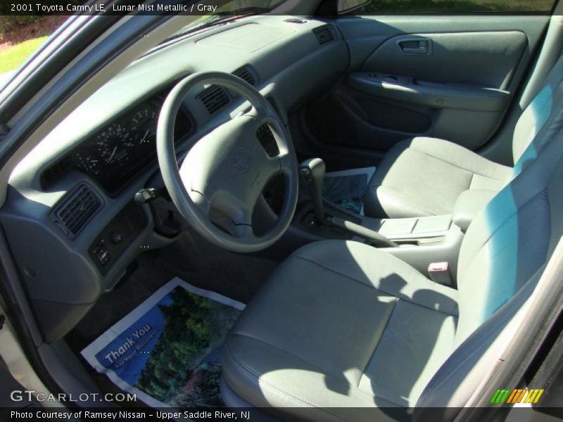 Lunar Mist Metallic / Gray 2001 Toyota Camry LE
