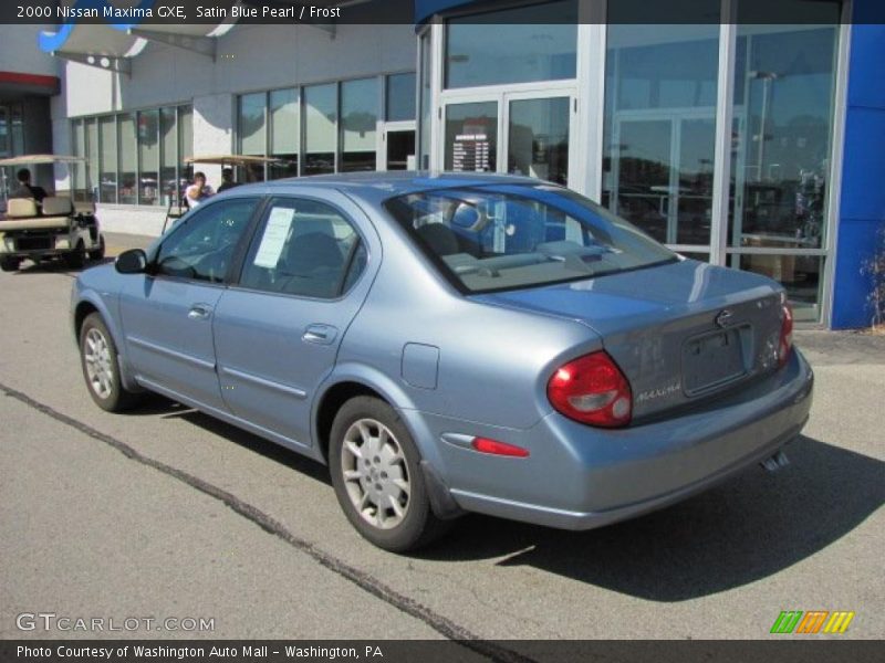 Satin Blue Pearl / Frost 2000 Nissan Maxima GXE