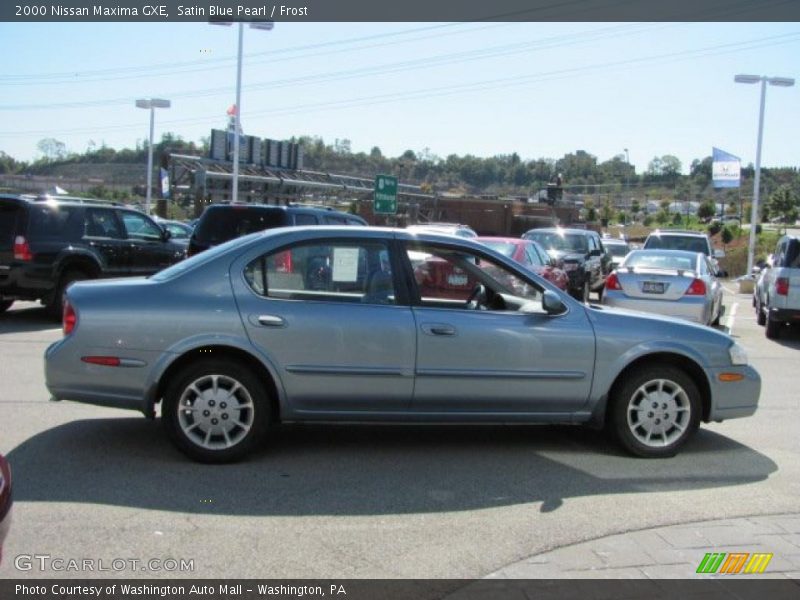 Satin Blue Pearl / Frost 2000 Nissan Maxima GXE