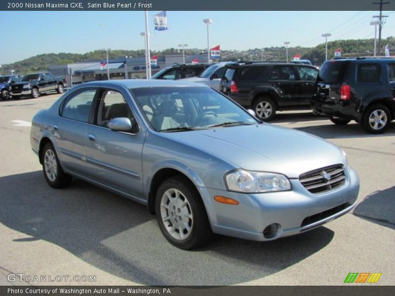 Satin Blue Pearl / Frost 2000 Nissan Maxima GXE
