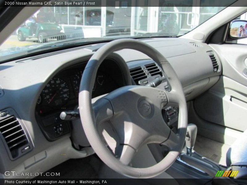 Satin Blue Pearl / Frost 2000 Nissan Maxima GXE