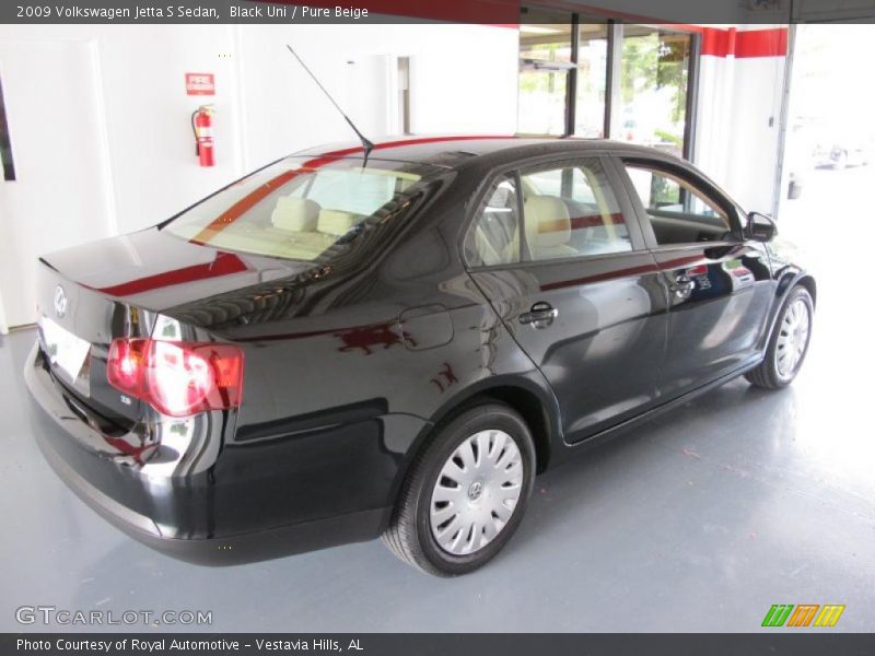 Black Uni / Pure Beige 2009 Volkswagen Jetta S Sedan