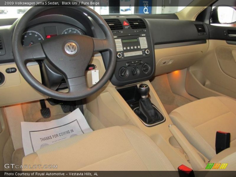 Black Uni / Pure Beige 2009 Volkswagen Jetta S Sedan