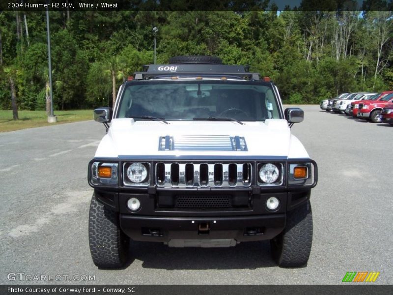 White / Wheat 2004 Hummer H2 SUV