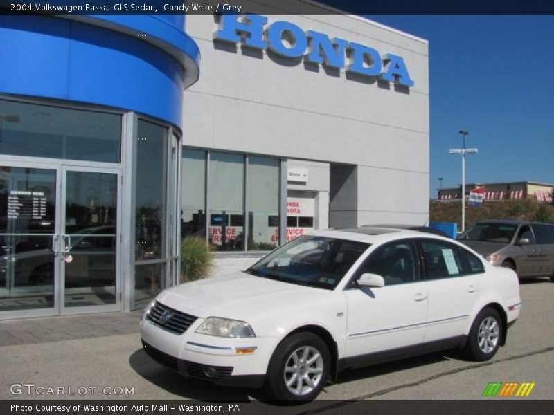 Candy White / Grey 2004 Volkswagen Passat GLS Sedan