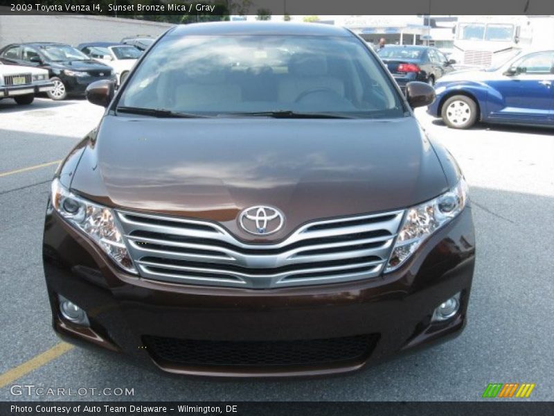 Sunset Bronze Mica / Gray 2009 Toyota Venza I4