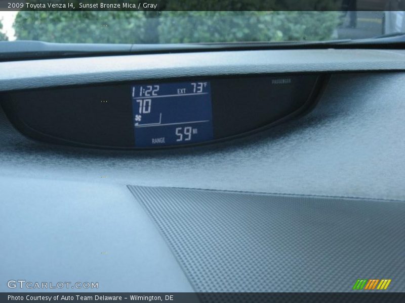 Sunset Bronze Mica / Gray 2009 Toyota Venza I4
