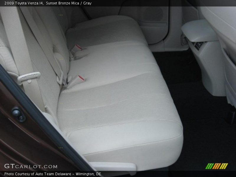 Sunset Bronze Mica / Gray 2009 Toyota Venza I4