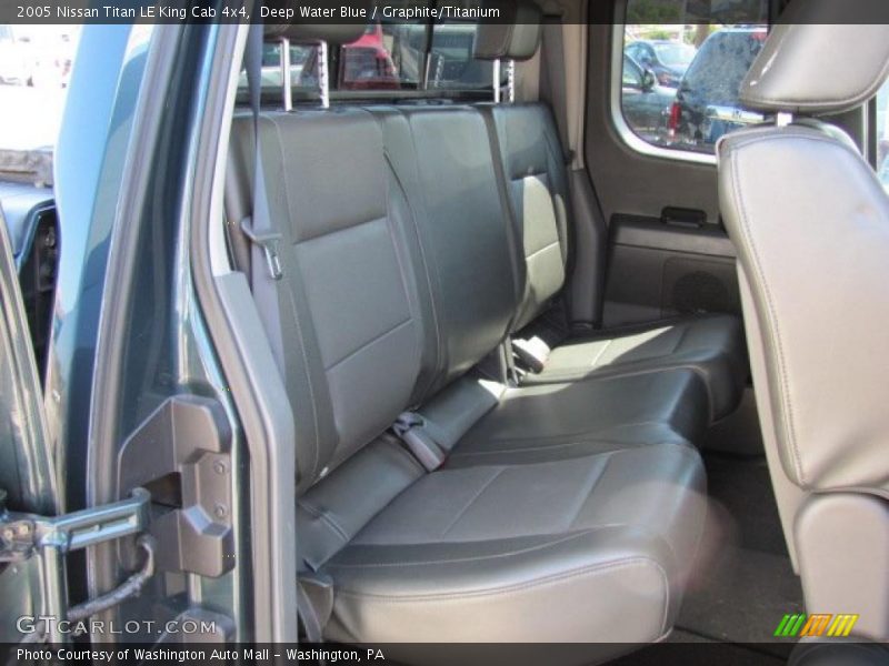 Deep Water Blue / Graphite/Titanium 2005 Nissan Titan LE King Cab 4x4