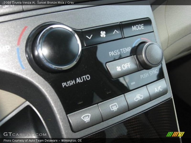 Sunset Bronze Mica / Gray 2009 Toyota Venza I4