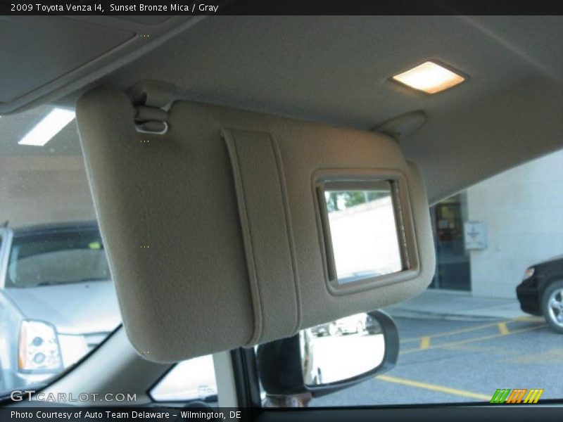 Sunset Bronze Mica / Gray 2009 Toyota Venza I4