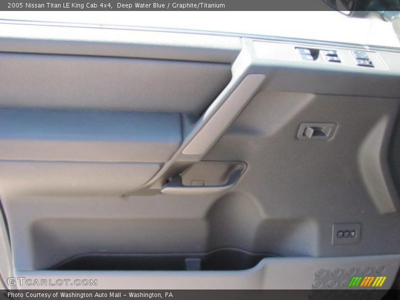 Deep Water Blue / Graphite/Titanium 2005 Nissan Titan LE King Cab 4x4