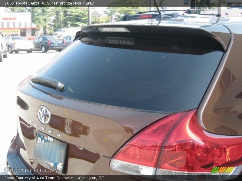 Sunset Bronze Mica / Gray 2009 Toyota Venza I4