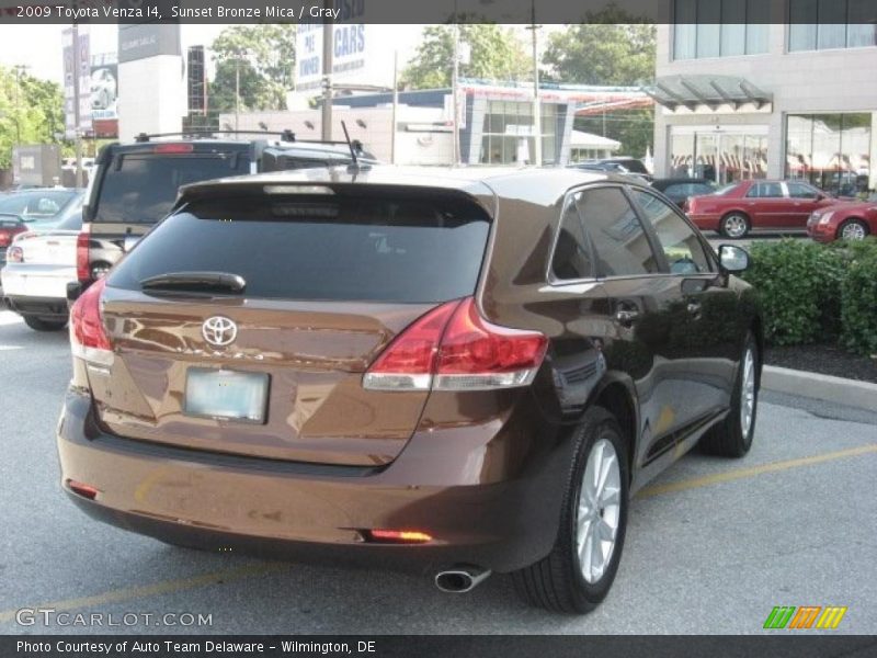 Sunset Bronze Mica / Gray 2009 Toyota Venza I4