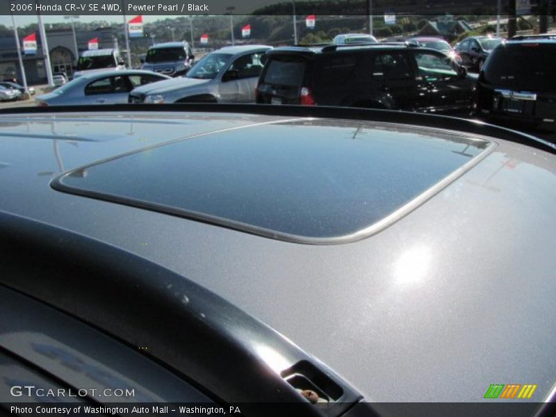 Pewter Pearl / Black 2006 Honda CR-V SE 4WD