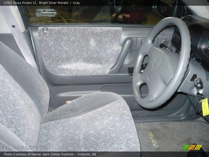 Bright Silver Metallic / Gray 2002 Isuzu Rodeo LS