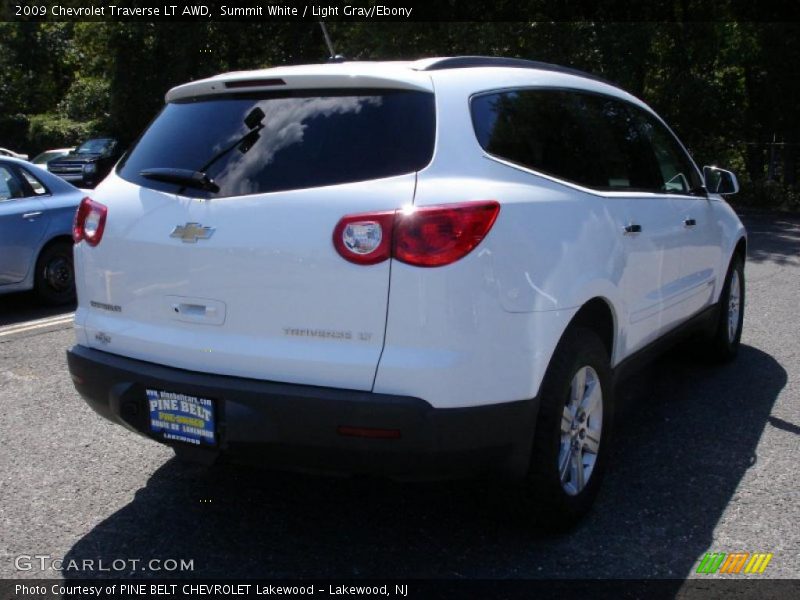 Summit White / Light Gray/Ebony 2009 Chevrolet Traverse LT AWD