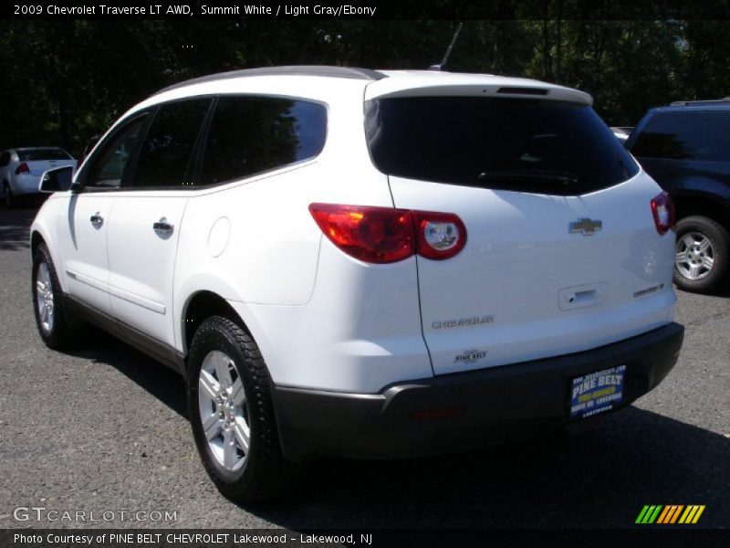 Summit White / Light Gray/Ebony 2009 Chevrolet Traverse LT AWD