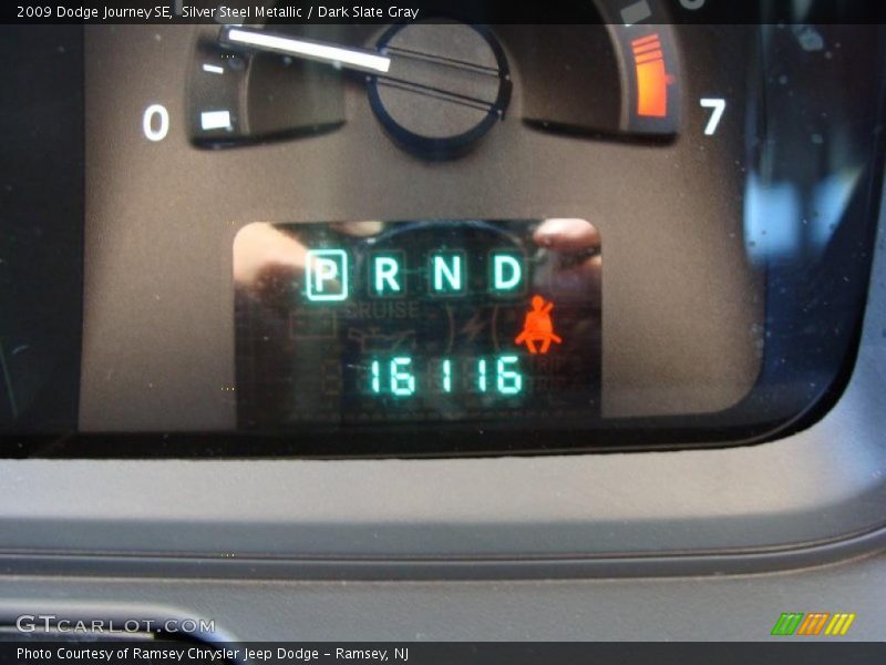 Silver Steel Metallic / Dark Slate Gray 2009 Dodge Journey SE