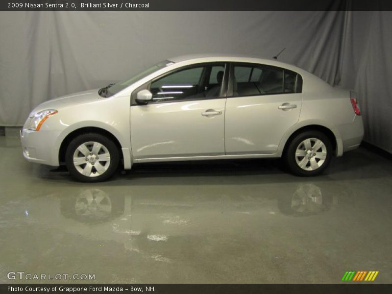 Brilliant Silver / Charcoal 2009 Nissan Sentra 2.0