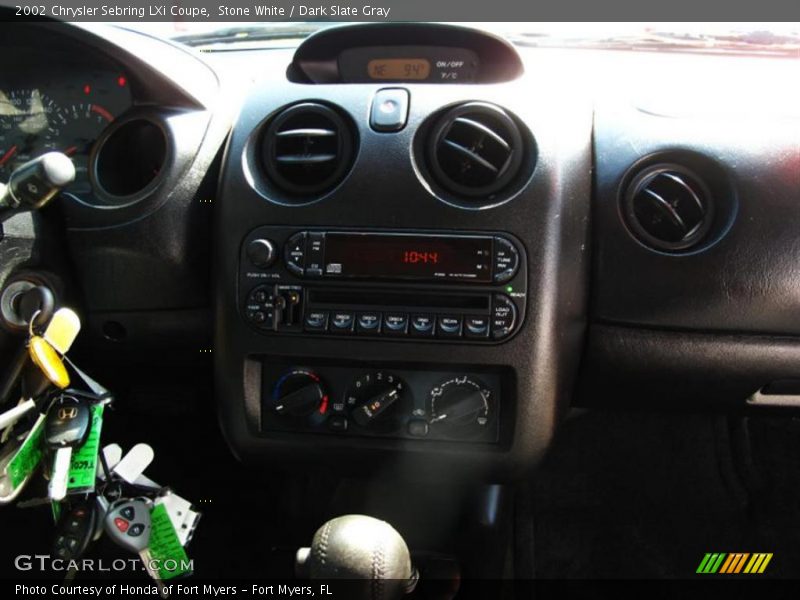 Stone White / Dark Slate Gray 2002 Chrysler Sebring LXi Coupe