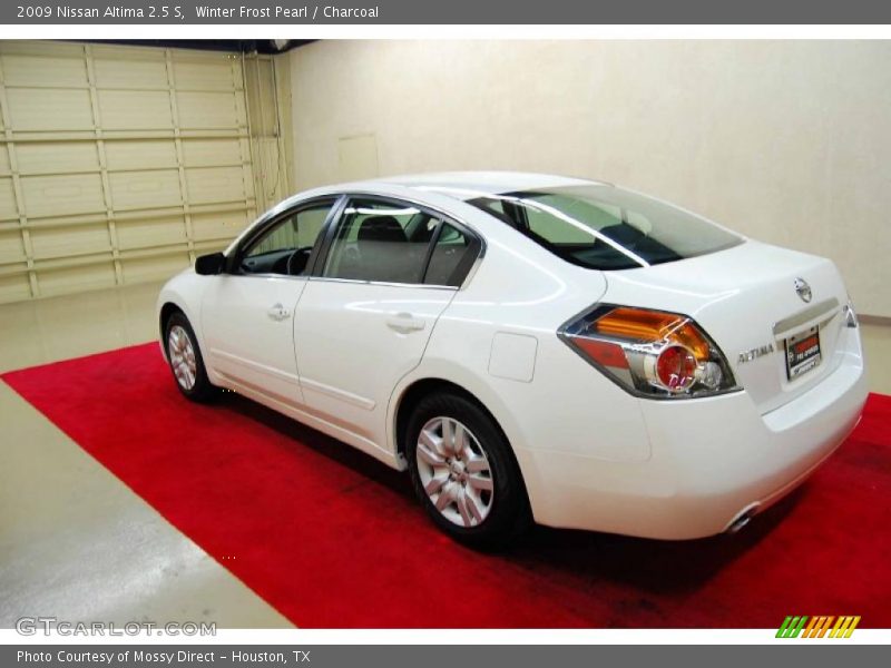 Winter Frost Pearl / Charcoal 2009 Nissan Altima 2.5 S