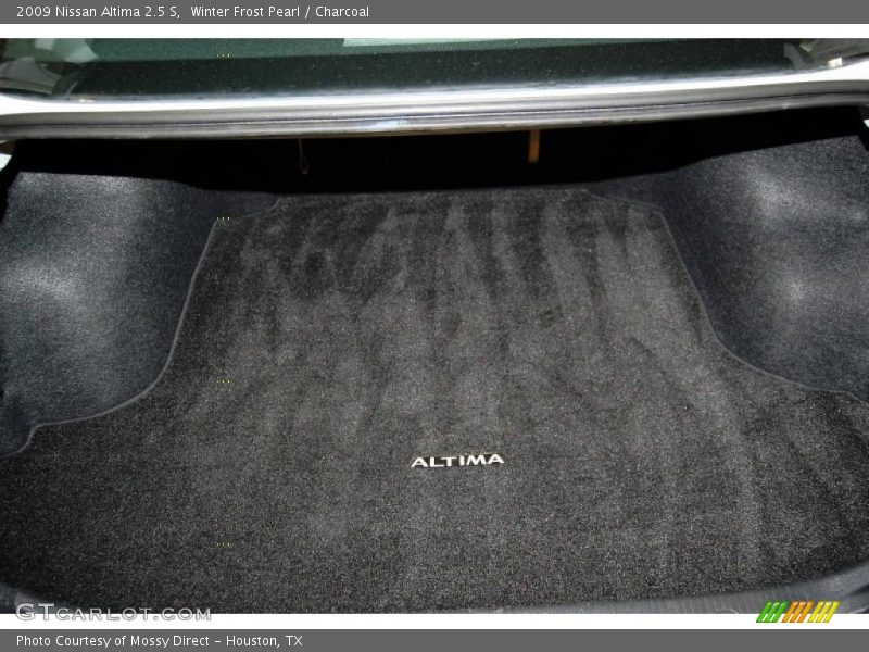Winter Frost Pearl / Charcoal 2009 Nissan Altima 2.5 S