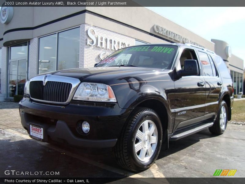 Black Clearcoat / Light Parchment 2003 Lincoln Aviator Luxury AWD