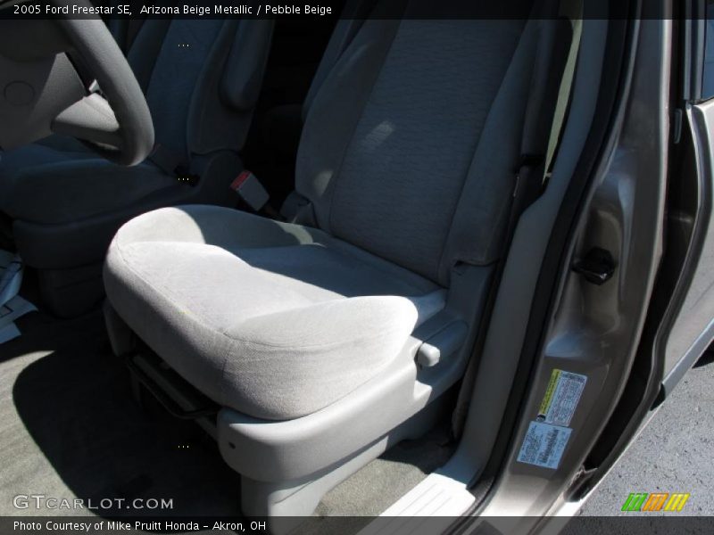 Arizona Beige Metallic / Pebble Beige 2005 Ford Freestar SE